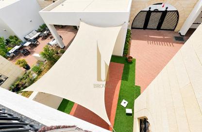 Villa - 5 - 5 for rent in Umm Suqeim 1 Villas - Umm Suqeim 1 - Umm Suqeim - Dubai