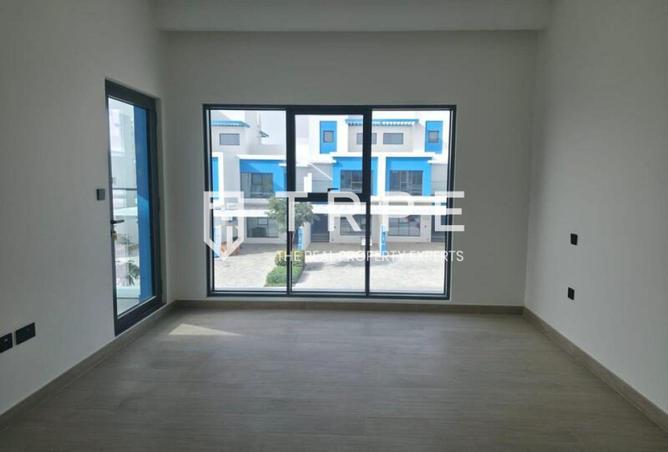 60128600 - Property Main Image