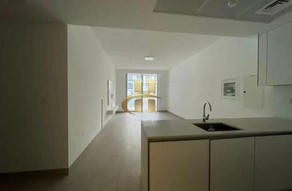 Apartment - 2 Bedrooms - 3 Bathrooms for rent in Luma 22 East Tower - Luma 22 - District 10 - Jumeirah Village Circle - Dubai