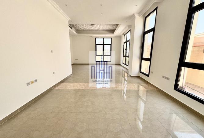 115946198 - Property Image 3