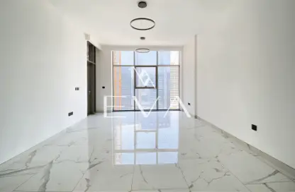 Apartment - 1 Bedroom - 2 Bathrooms for rent in Royal Regency - Business Bay - Dubai