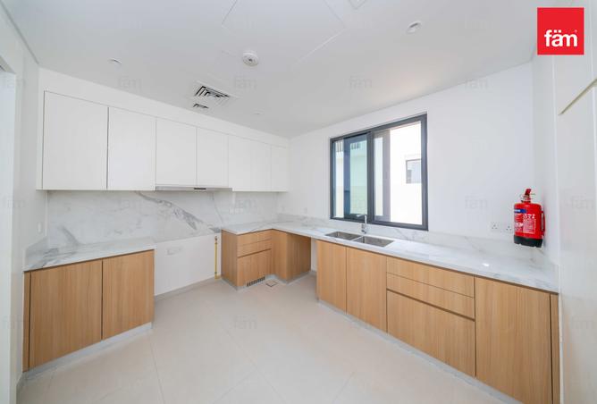 128815530 - Property Image 3