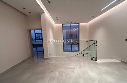 Villa - 4 - 5 for rent in Al Aweer 1 - Al Aweer - Dubai