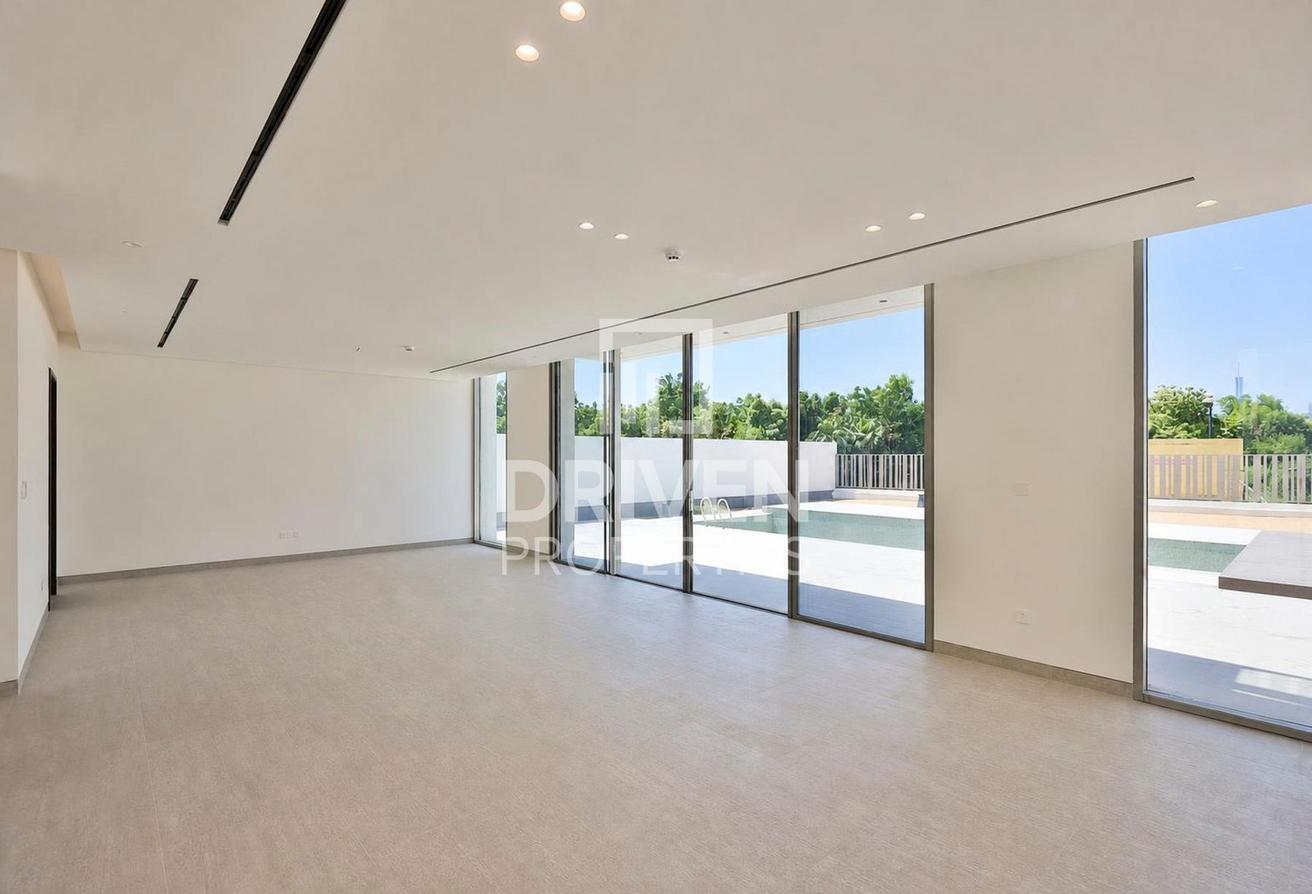 Lake Facing and Brand New | Luxury Finishes photo 2