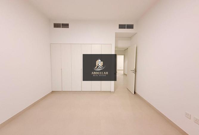 70670663 - صورة العقار 3