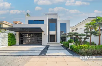 Villa - 5 Bedrooms - 6 Bathrooms for sale in Garden Homes Frond D - Garden Homes - Palm Jumeirah - Dubai