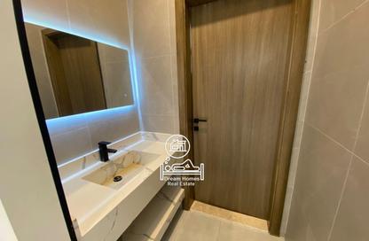 Villa - 5 - 6 for rent in Madinat Al Riyad - Abu Dhabi