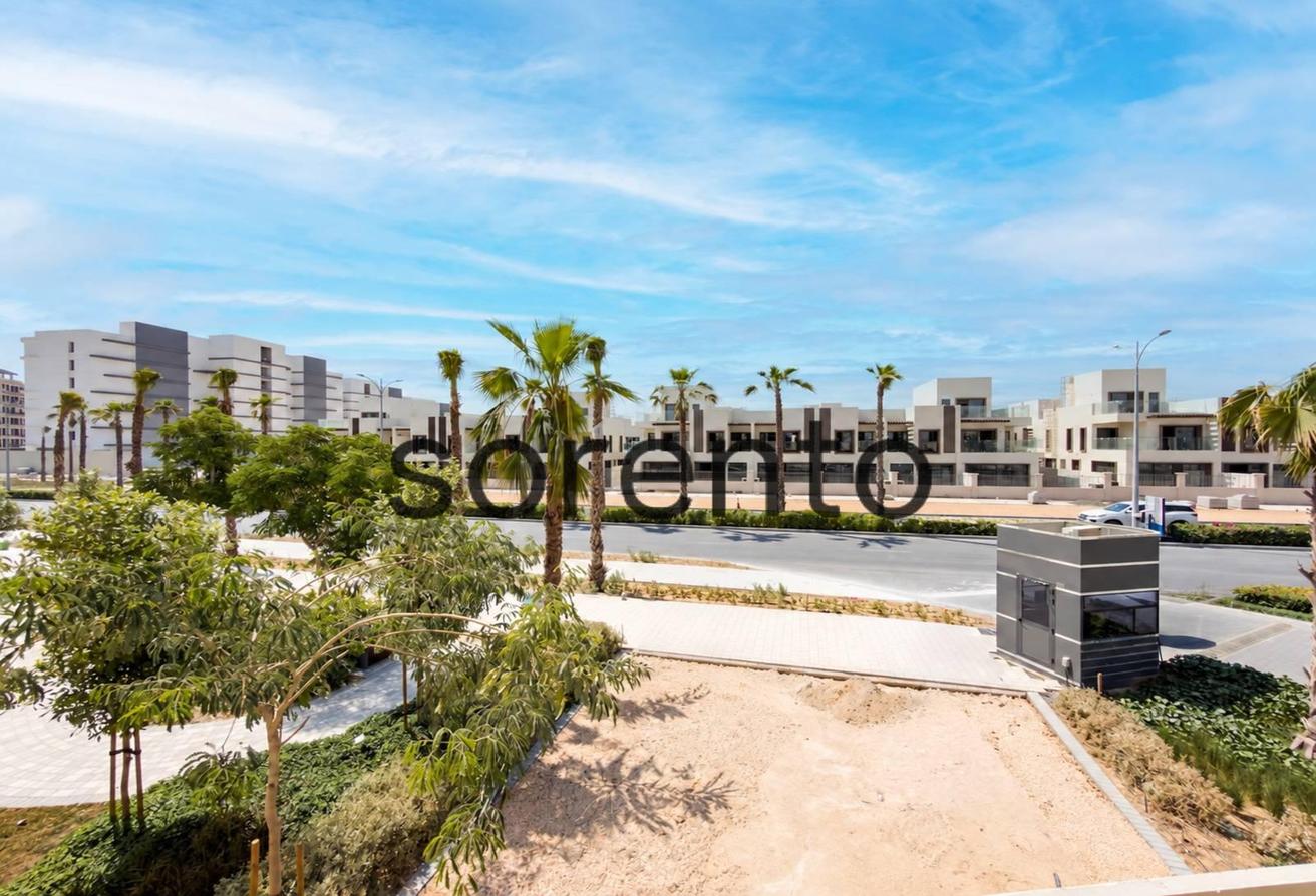 5 Bed Townhouse | End Unit | Rare Side Park photo 30