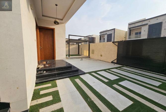 103678705 - Property Image 3