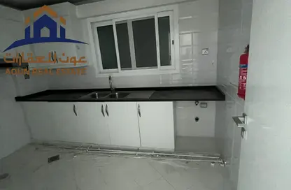 Apartment - 1 Bedroom - 2 Bathrooms for rent in Al Khan Lagoon Tower - Al Khan Lagoon - Al Khan - Sharjah