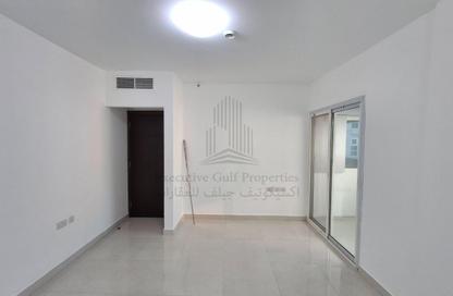 Apartment - 1 Bedroom - 2 Bathrooms for rent in Tourist Club Area - Abu Dhabi