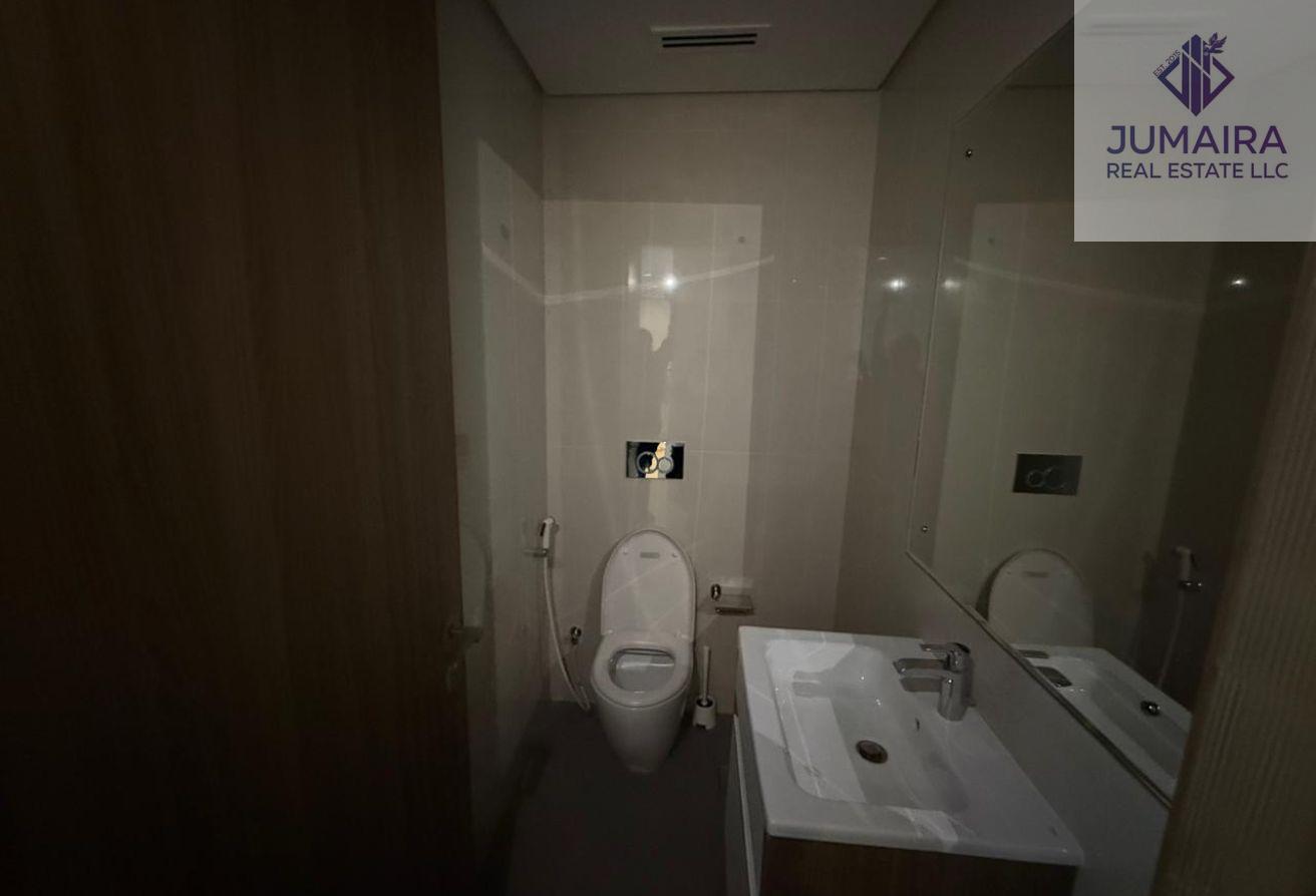Sea View | 1 BHK Apartment | Neat & Clean