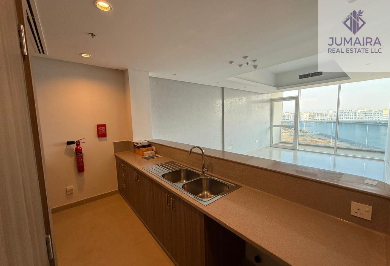 Sea View | 1 BHK Apartment | Neat & Clean