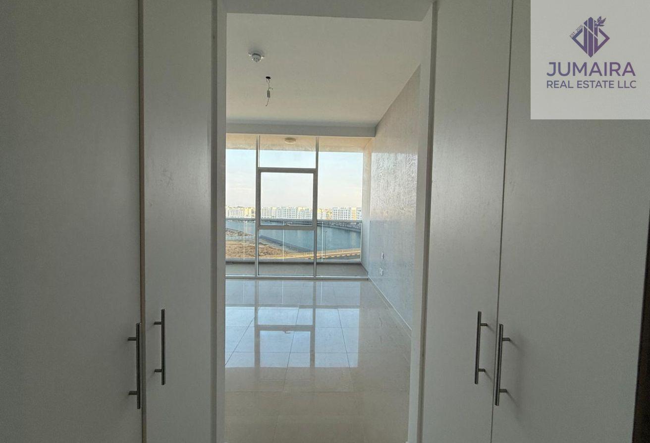 Sea View | 1 BHK Apartment | Neat & Clean