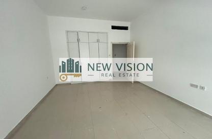Apartment - 2 - 3 for rent in Al Majaz 1 - Al Majaz - Sharjah Apartment - 2 - 3 for rent in Al Majaz 1 - Al Majaz - Sharjah