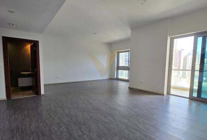 105982007 - Property Image 3