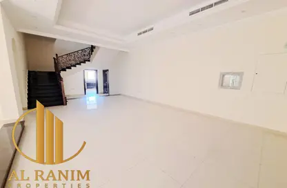 فيلا - 5 غرف نوم - 6 حمامات للايجار في البرشاء جنوب 2 - جنوب البرشاء - البرشاء - دبي