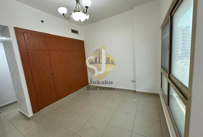 106426800 - Property Image 2