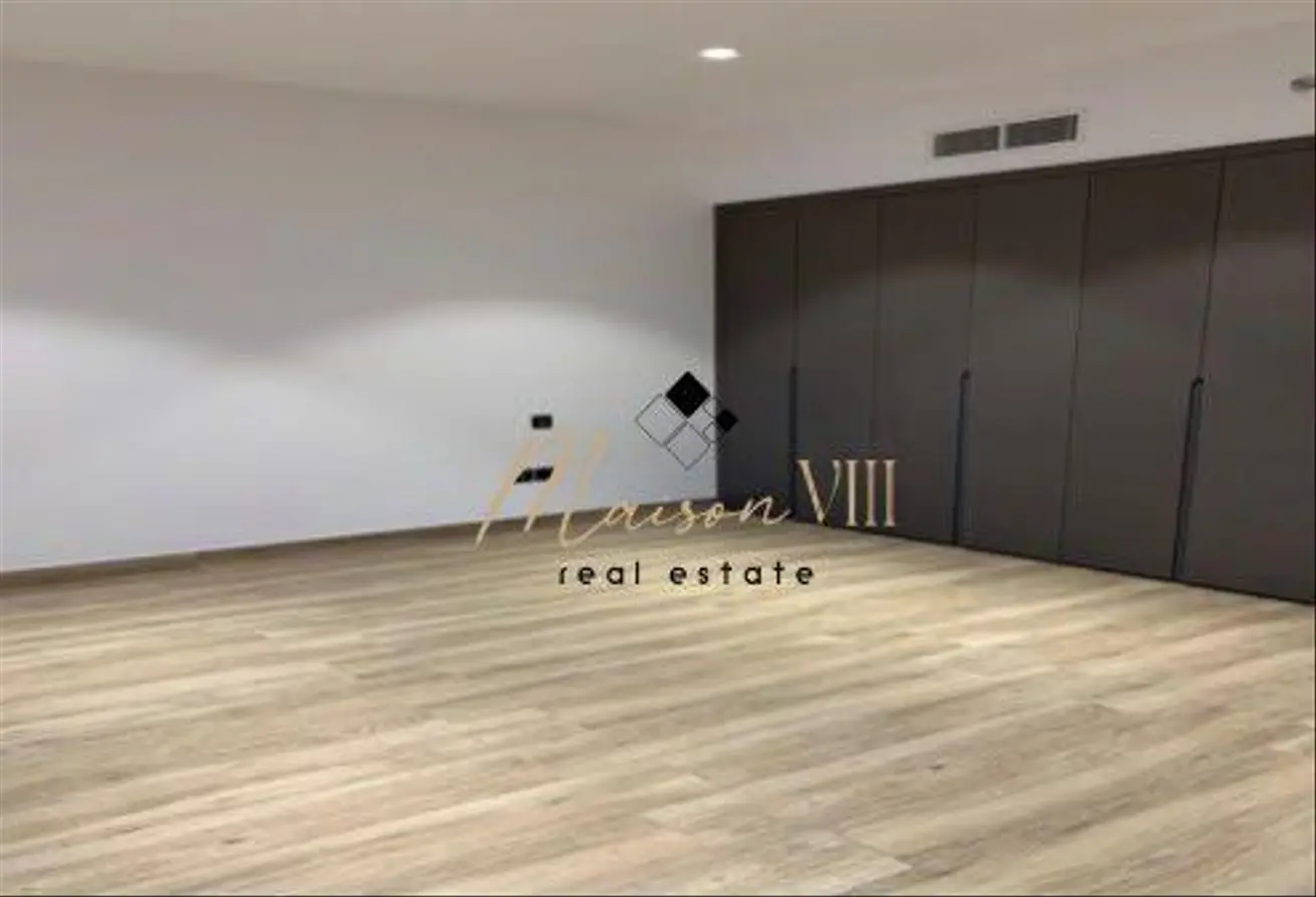 162781205 - Property Main Image