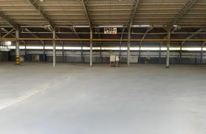 مستودع - استوديو للايجار في مبني علي موسى - الصجعة الصناعية - الصجعة - الشارقة