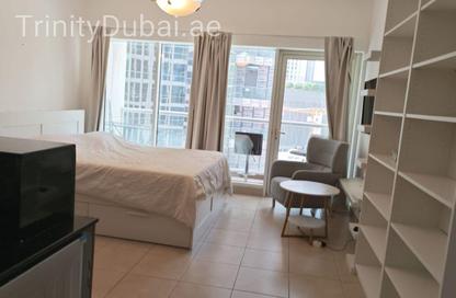 Apartment - Studio - 1 Bathroom for rent in Burj Al Nujoom - Downtown Dubai - Dubai