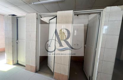 سكن عمال - استوديو - 8 حمامات للايجار في 1 الجرف - الجرف - عجمان وسط المدينة - عجمان
