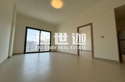 Apartment - 1 - 2 for rent in Weybridge Gardens 1 - Weybridge Gardens - Dubai Land Residence Complex - Dubai