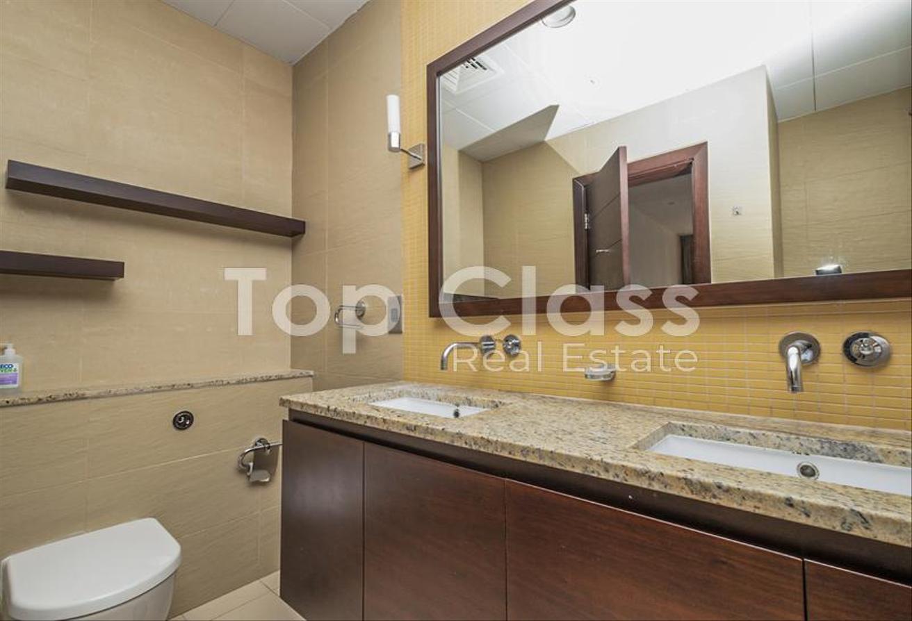 High Floor | Vacant | Sea View photo 13