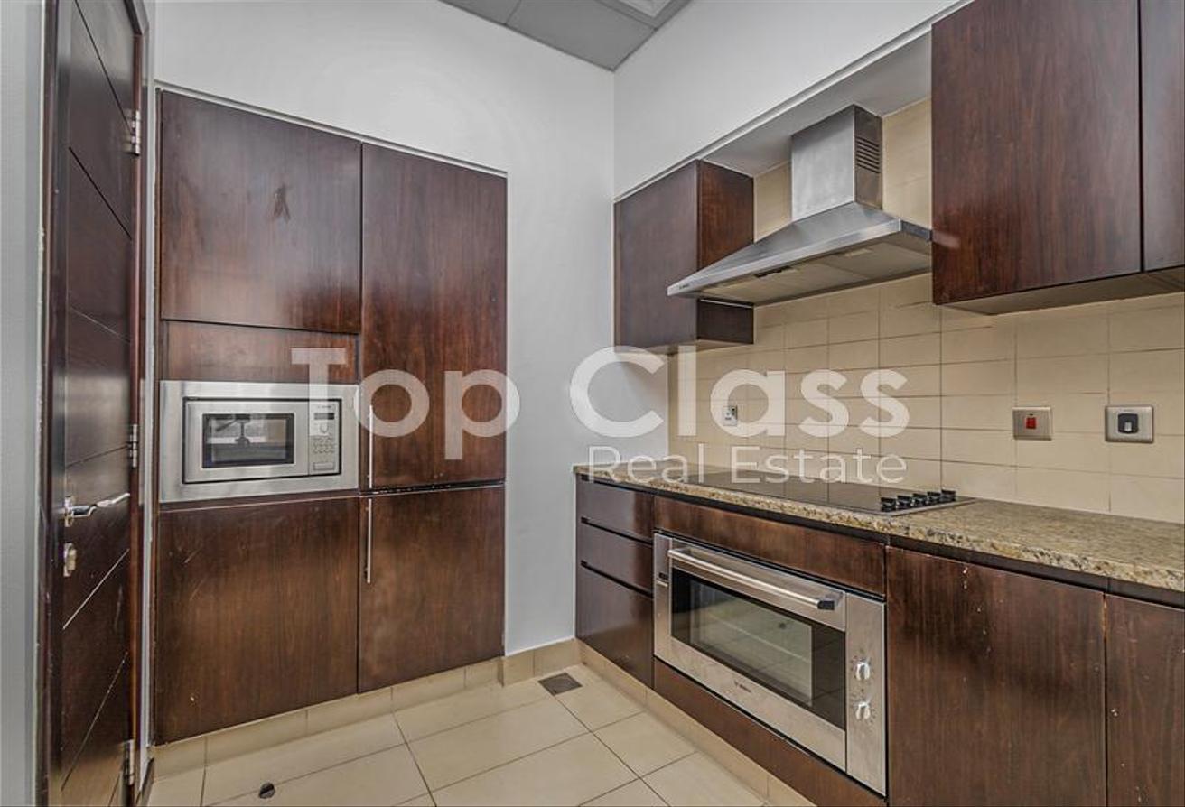 High Floor | Vacant | Sea View photo 8