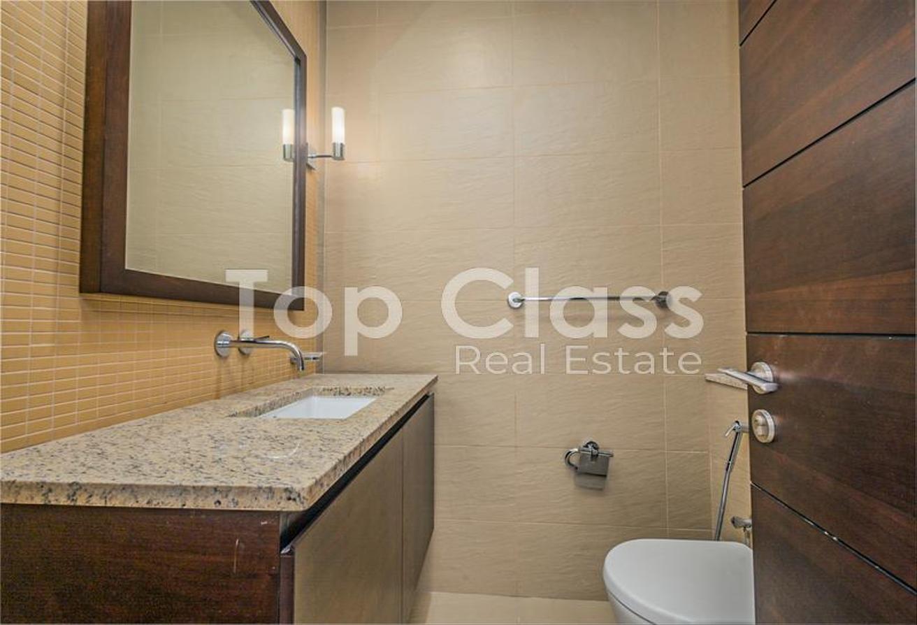 High Floor | Vacant | Sea View photo 12
