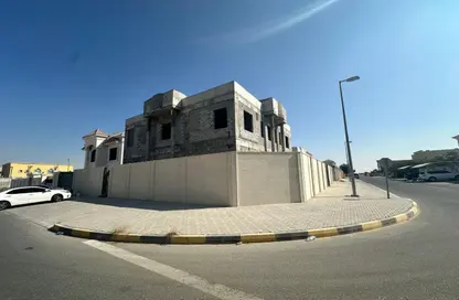 Villa - 5 Bedrooms - 7 Bathrooms for sale in Hoshi 1 - Hoshi - Al Badie - Sharjah