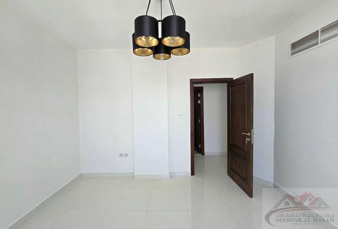 105964008 - Property Image 3