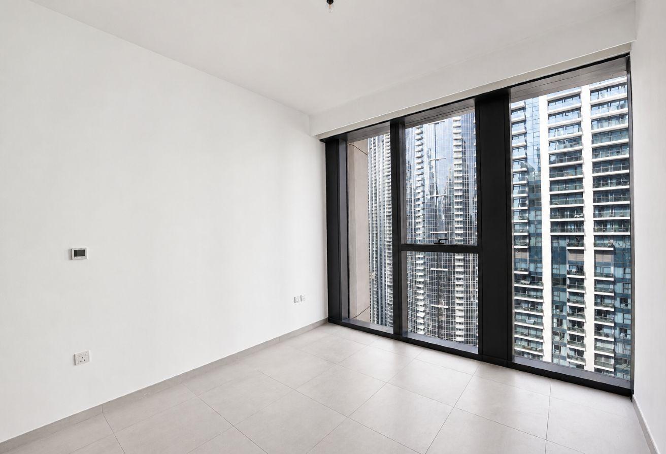 Price Reduced I 3 BR+ Maid+ Study for Rent photo 3