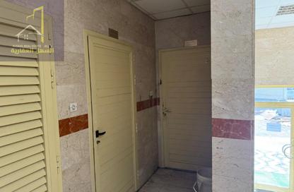 عمارة بالكامل - 8 غرف نوم - 8 حمامات للبيع في الغوير - الغرب - الشارقة