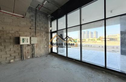 Shop - Studio - 1 for rent in Azizi Riviera 23 - Azizi Riviera - Meydan One - Meydan - Dubai
