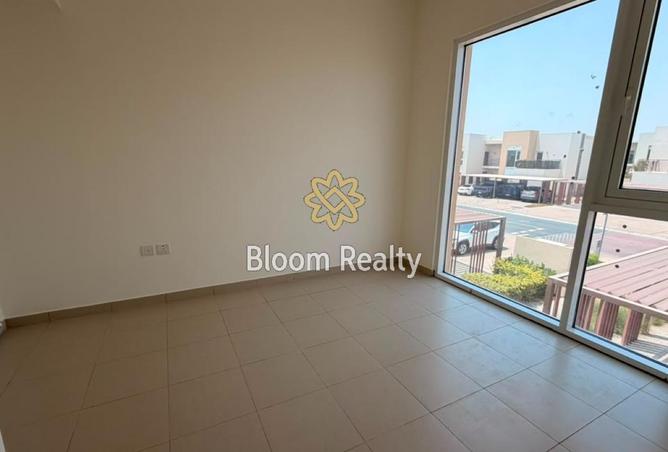 127913359 - Property Main Image