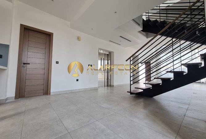 100396999 - Property Image 3