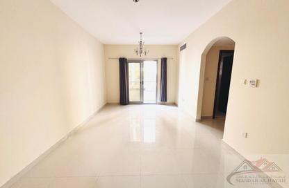 Apartment - 1 Bedroom - 1 Bathroom for rent in Muwailih Building - Muwaileh - Sharjah