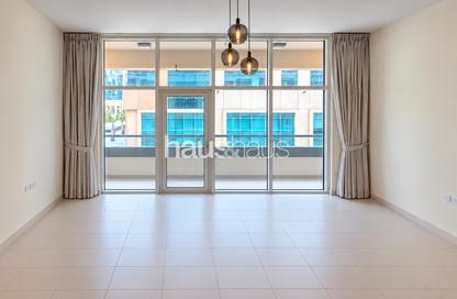 Apartment - Studio for rent in Bay Square Building 9 - Bay Square - Business Bay - Dubai