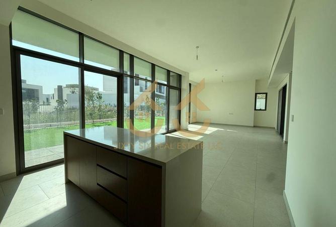 69105143 - صورة العقار 3