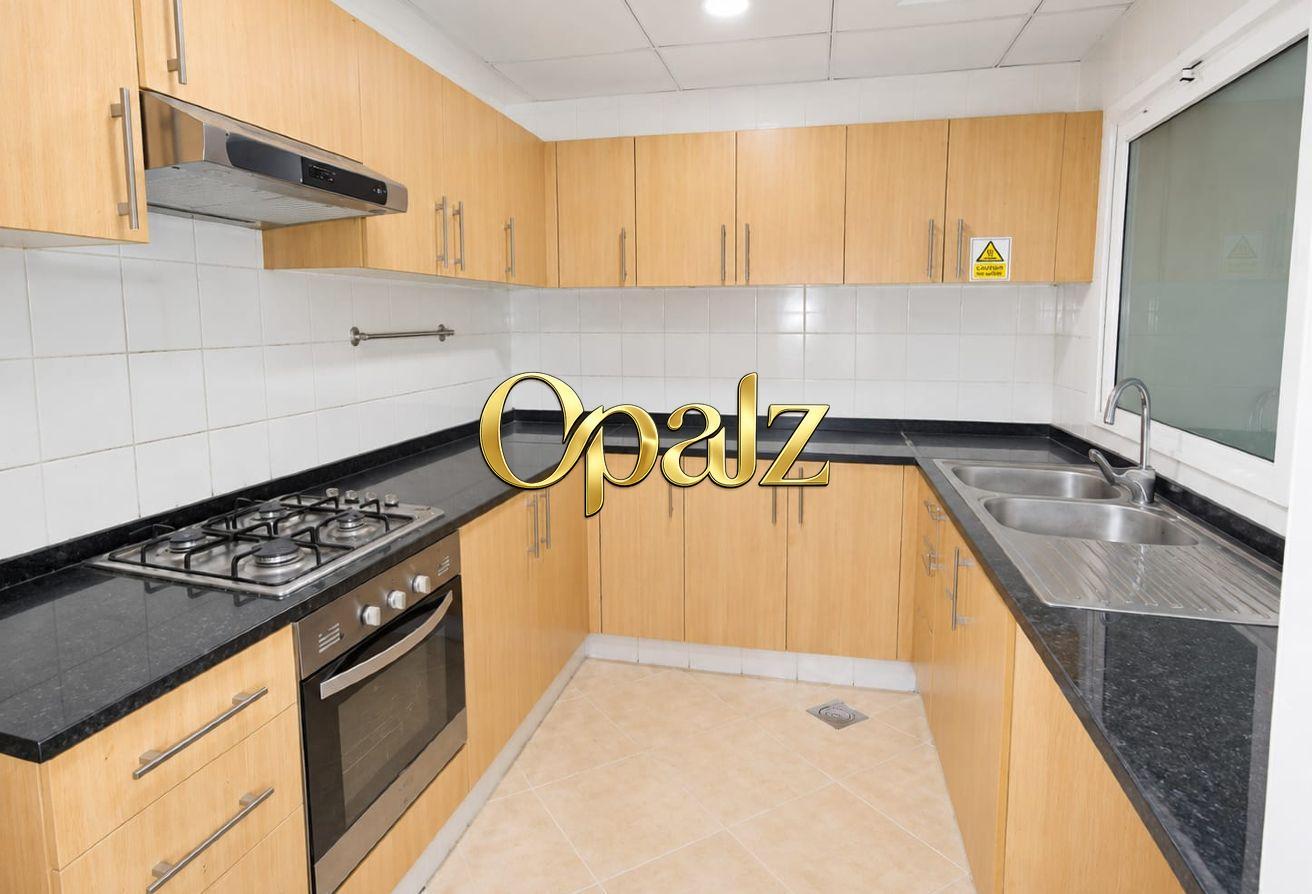Spacious 2BR + Maid | 3 Bath | Balcony | Al Raffa photo 8