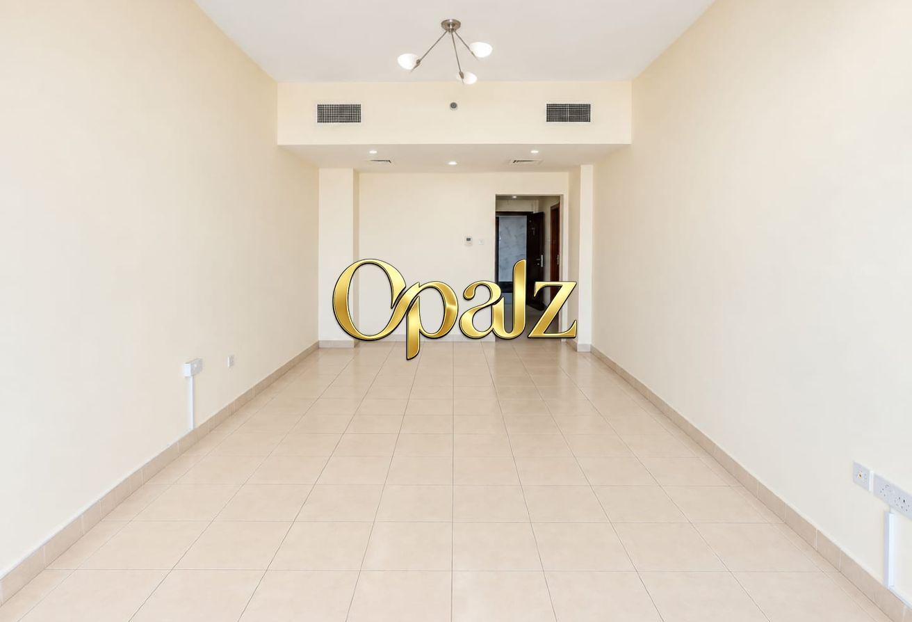 Spacious 2BR + Maid | 3 Bath | Balcony | Al Raffa photo 2