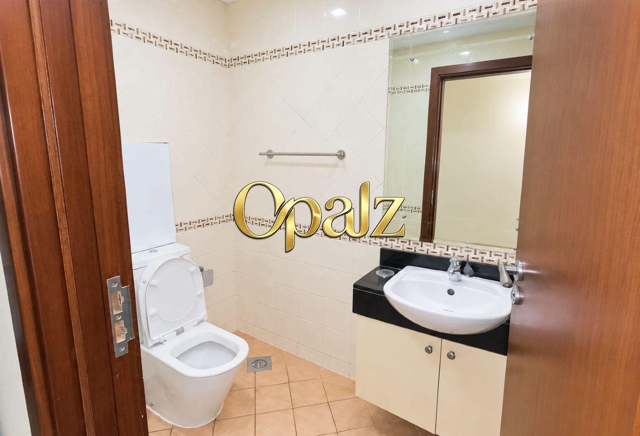 Spacious 2BR + Maid | 3 Bath | Balcony | Al Raffa photo 5