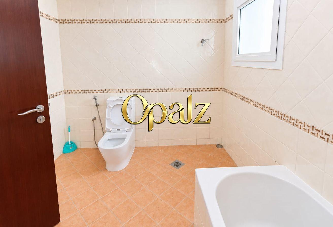 Spacious 2BR + Maid | 3 Bath | Balcony | Al Raffa photo 12