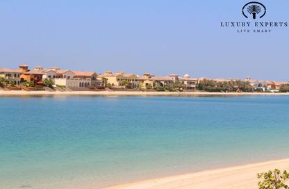 Villa - 4 Bedrooms - 5 Bathrooms for rent in Garden Homes Frond D - Garden Homes - Palm Jumeirah - Dubai