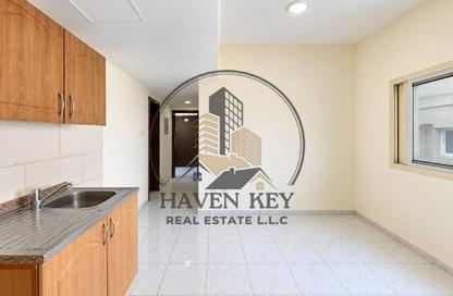 Apartment - Studio - 1 for rent in Fire Station Road - Muwaileh - Sharjah Apartment - Studio - 1 for rent in Fire Station Road - Muwaileh - Sharjah