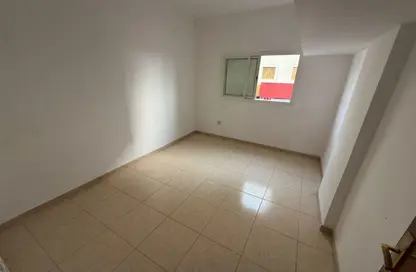 شقة - 2 غرف نوم - 1 حمام للايجار في مساكن كورنيش عجمان - طريق كورنيش عجمان - عجمان