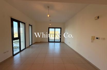 Apartment - 1 Bedroom - 1 Bathroom for rent in Hayat Boulevard 1A - Hayat Boulevard 1 - Hayat Boulevard - Town Square - Dubai