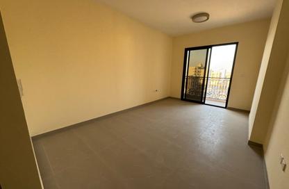 Apartment - 2 - 3 for rent in Al Jurf 3 - Al Jurf - Ajman