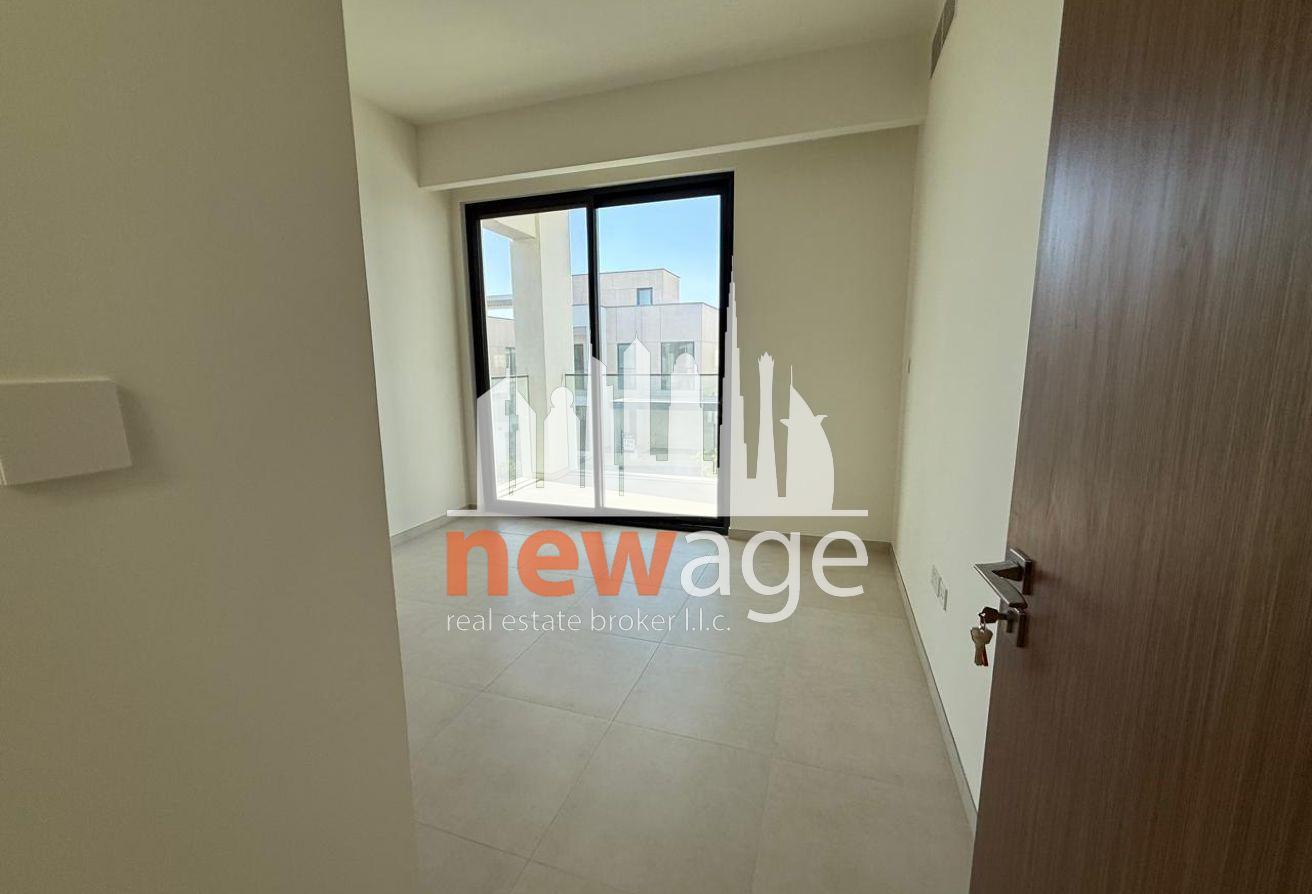 4 BR Villa with Private Garden in Arabian Ranches photo 8